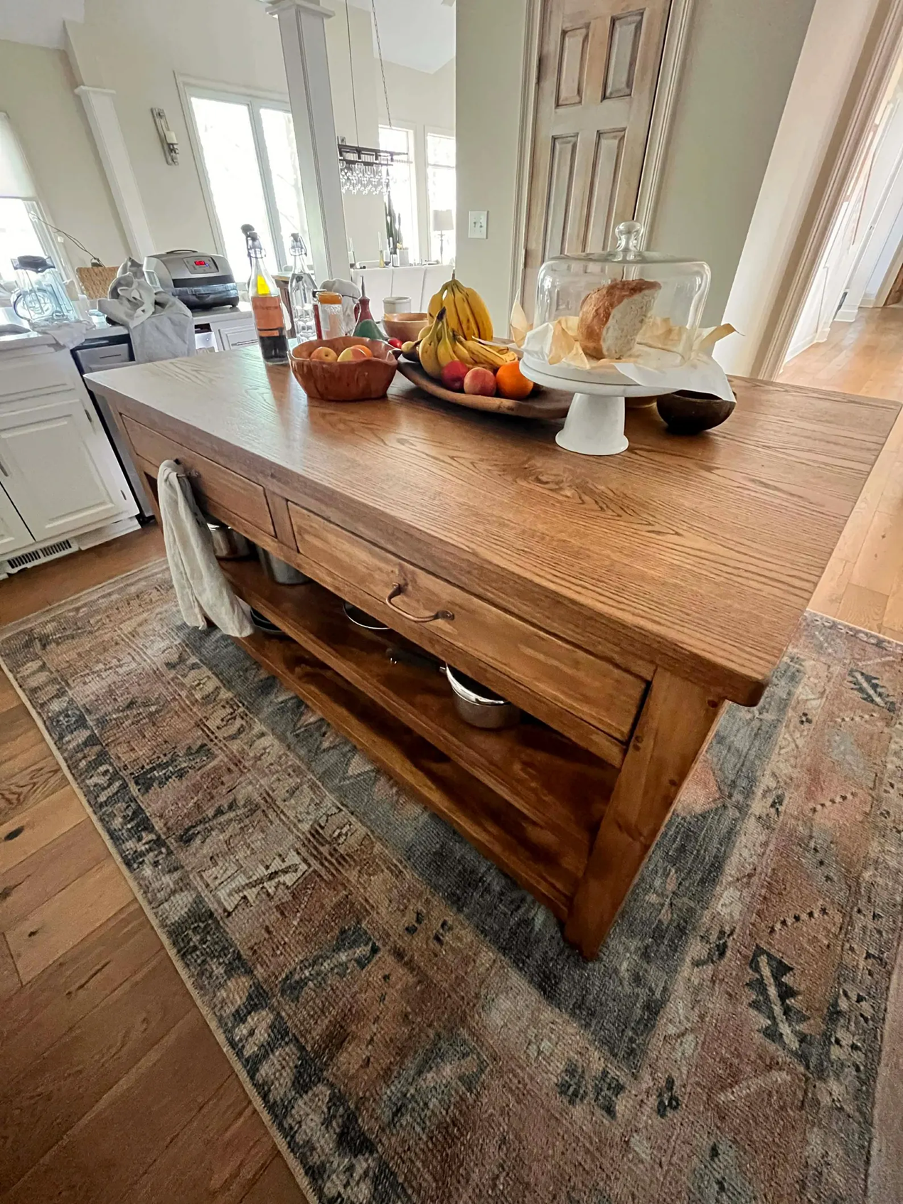 Beautiful Timber Framed Style Kitchen Island w/Stool Storage