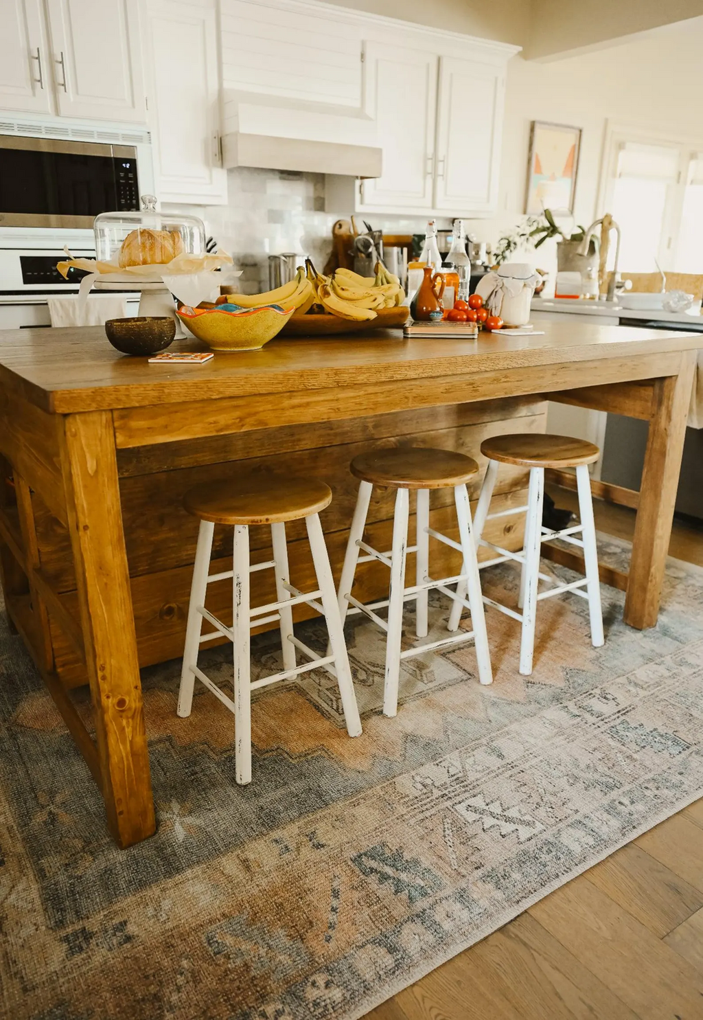 Beautiful Timber Framed Style Kitchen Island w/Stool Storage